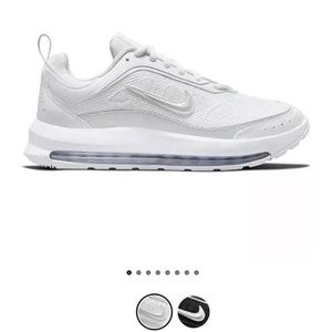 Air Maxes - LIKE NEW!!